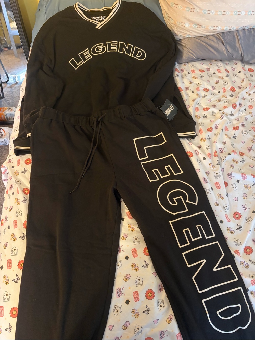 Adults Black Sweatpants and Sweatshirt Set Size 1X